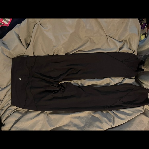 Lululemon leggings - Picture 4 of 5